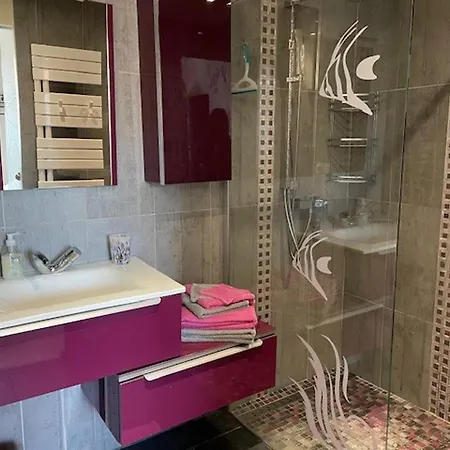 Noirmoutier - Maison Avec Piscine, 4 Chambres, 8 Personnes - Fr-1-823-138 *