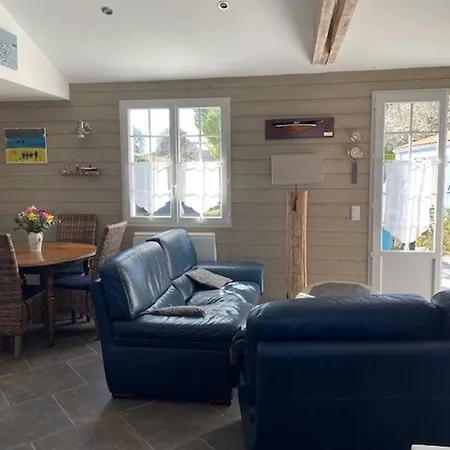 Noirmoutier - Maison Avec Piscine, 4 Chambres, 8 Personnes - Fr-1-823-138 بيت للعطل *